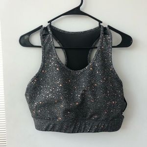 Sports bra size L